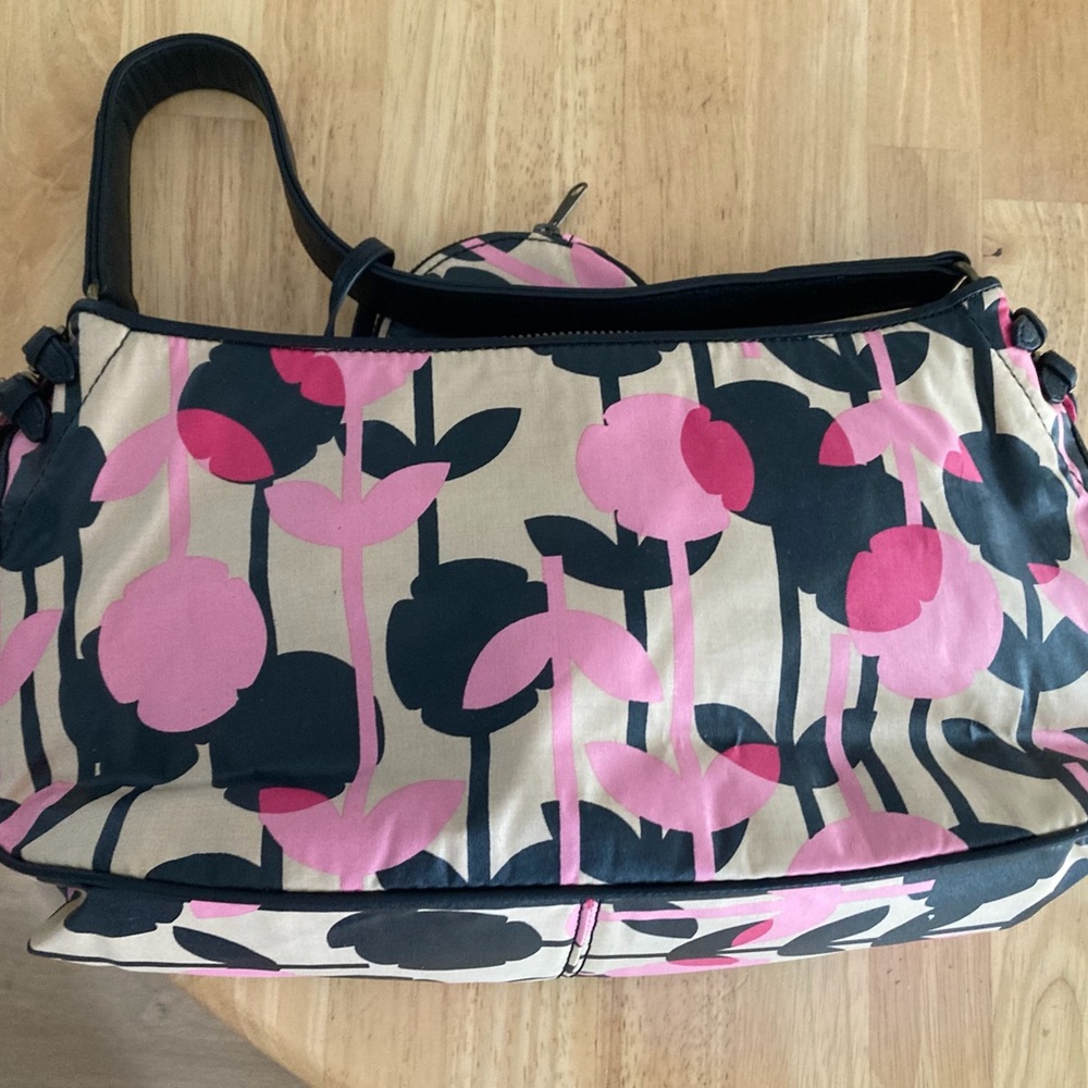 Elle Paris Handbag and Matching Coin Purse